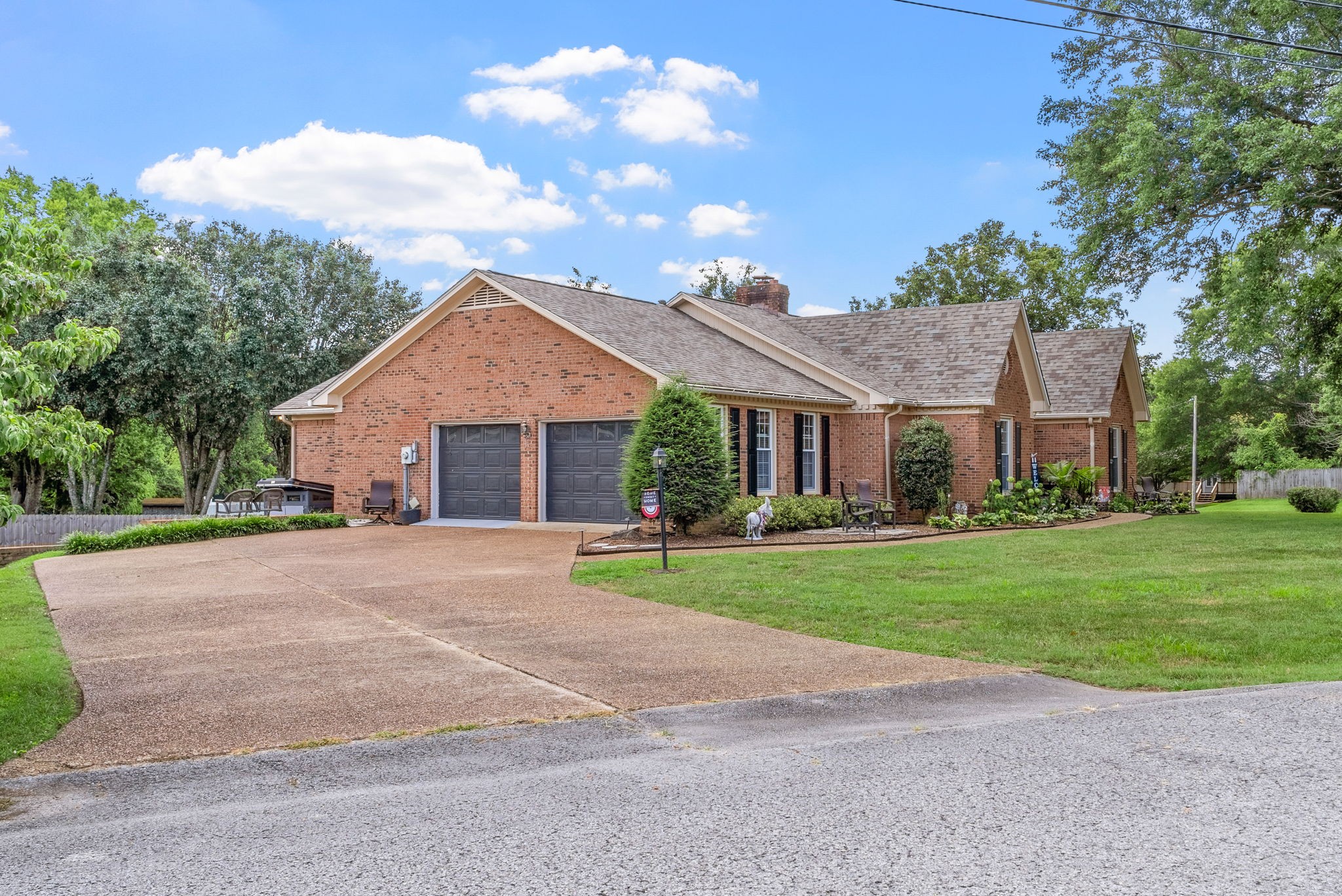 1415 Spainwood St Property Photo 57