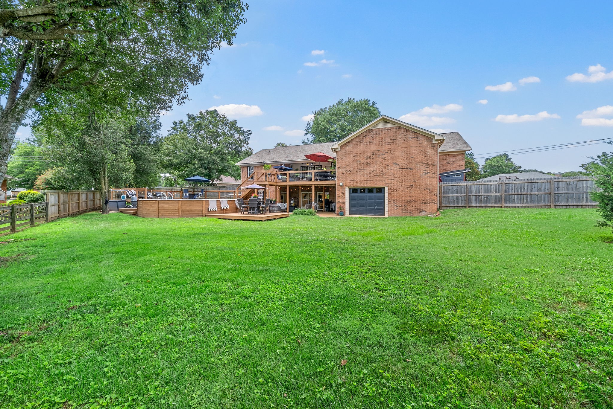 1415 Spainwood St Property Photo 64