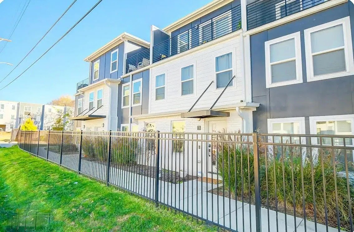 110 Duke St Property Photo 3