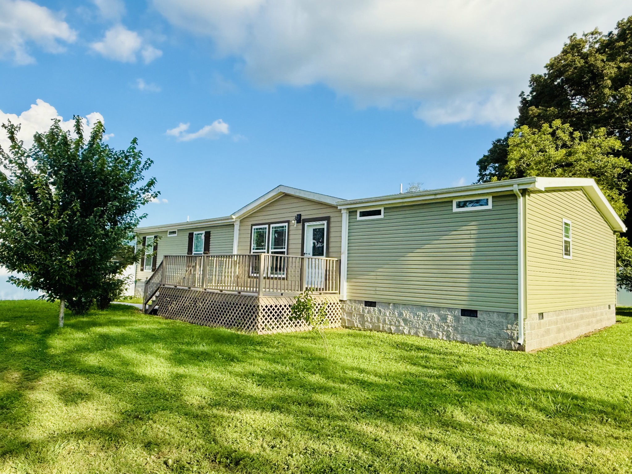 3197 Rock Creek Rd Property Photo 1