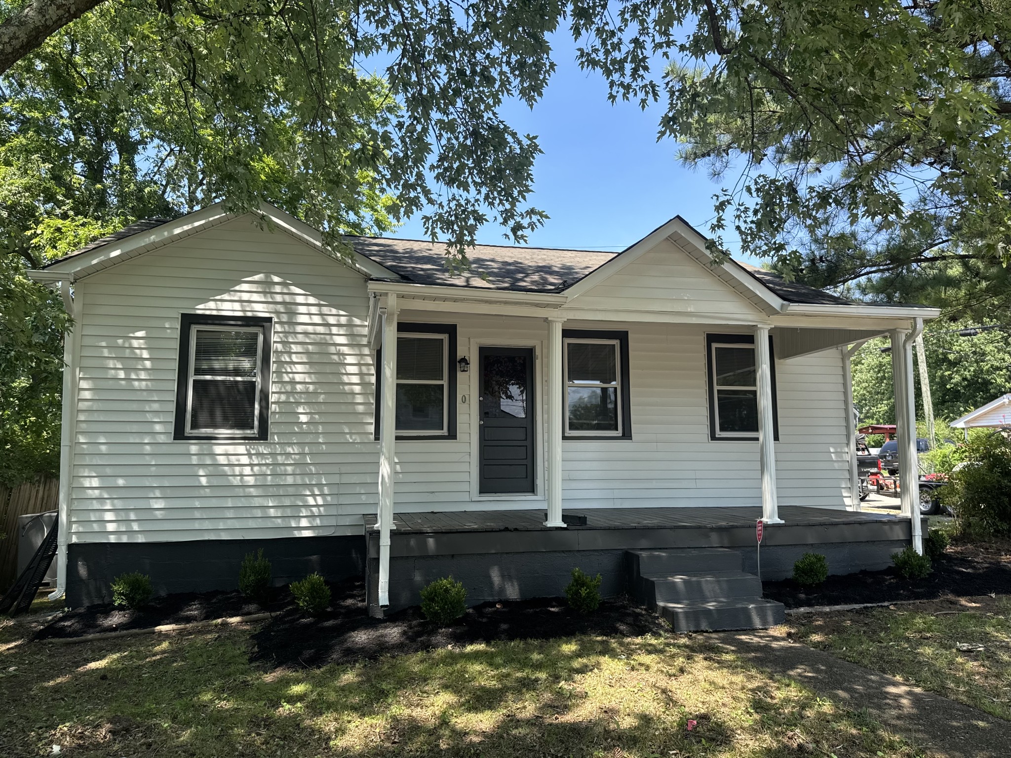 900 Bryan St Property Photo 1