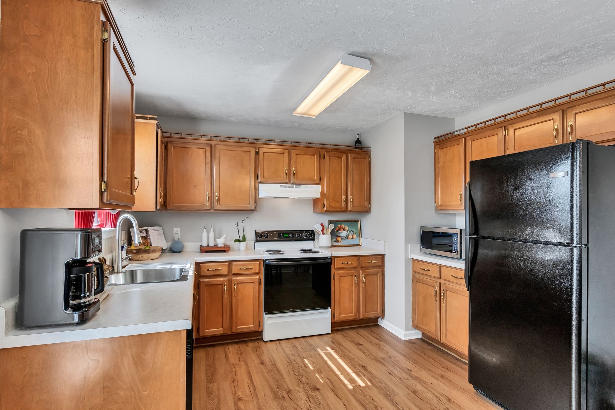 2918 Henderson Ln Property Photo 14