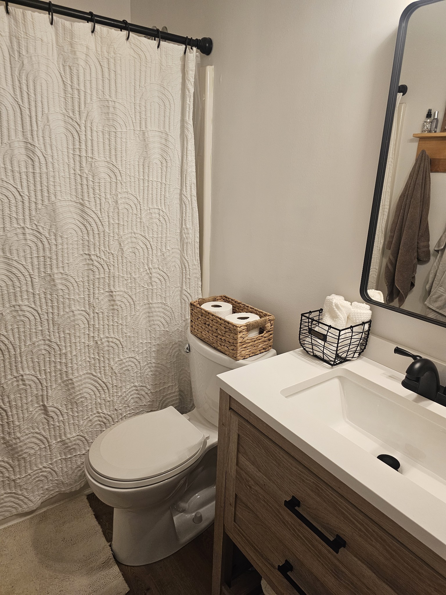 2918 Henderson Ln Property Photo 26