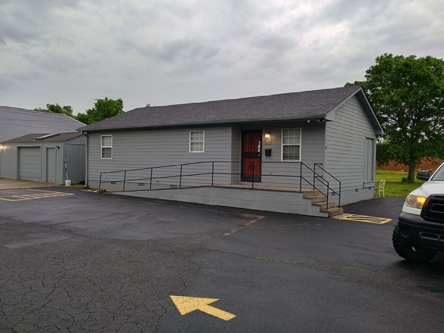 1601 Flat Rock Rd Property Photo 1