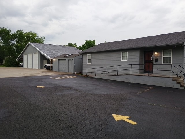 1601 Flat Rock Rd Property Photo 11