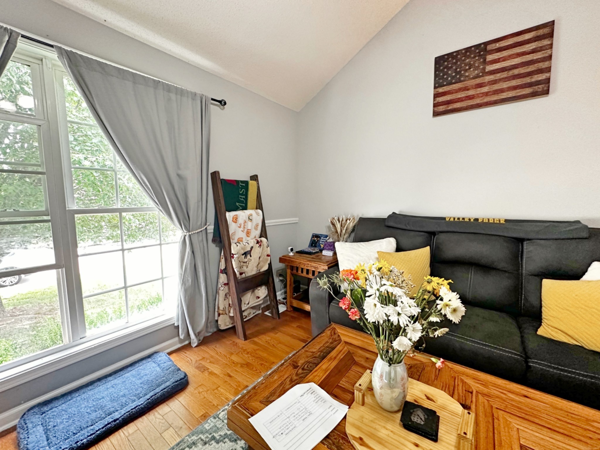 1140 Lamont Ct Property Photo 7