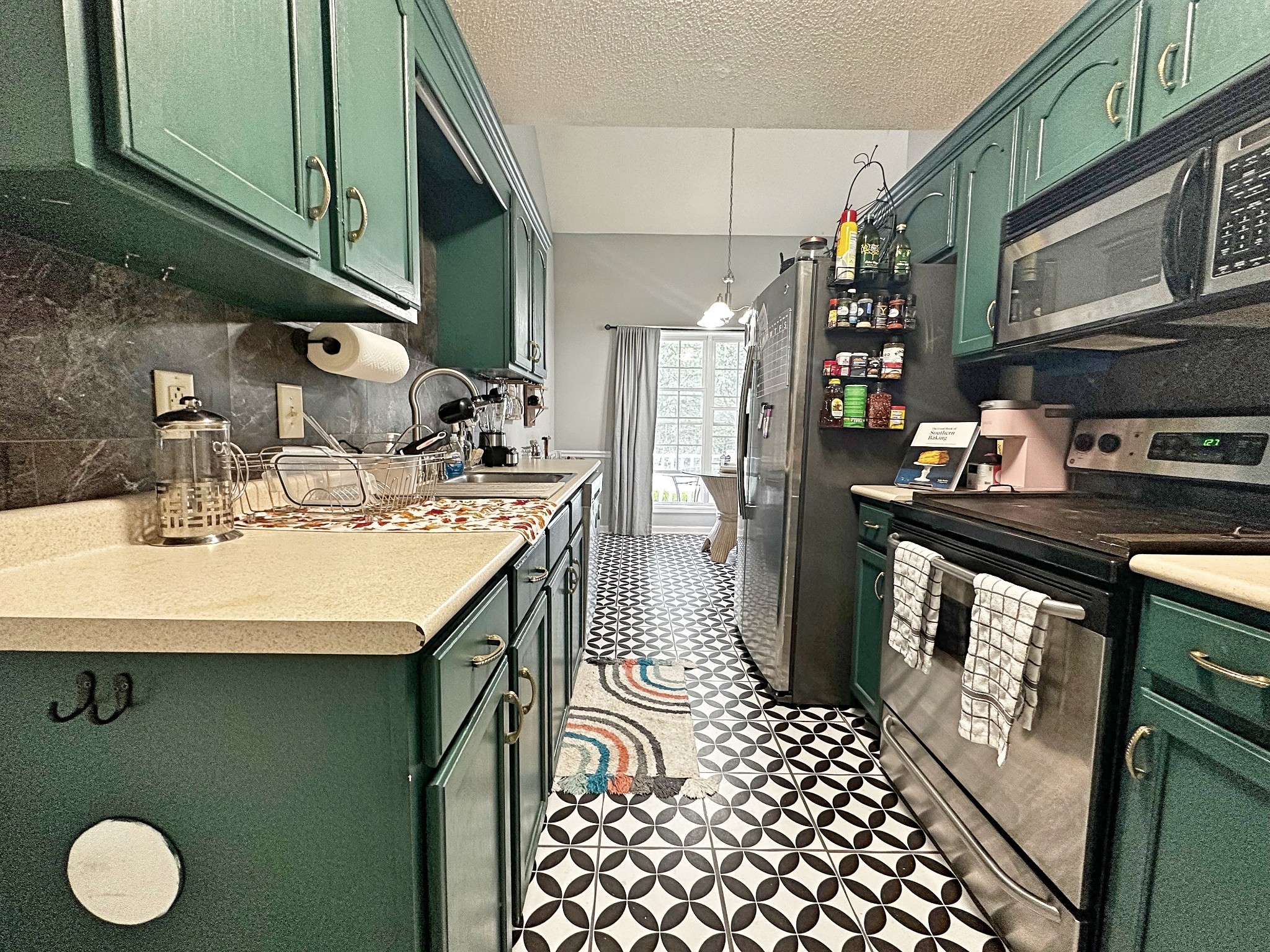 1140 Lamont Ct Property Photo 12