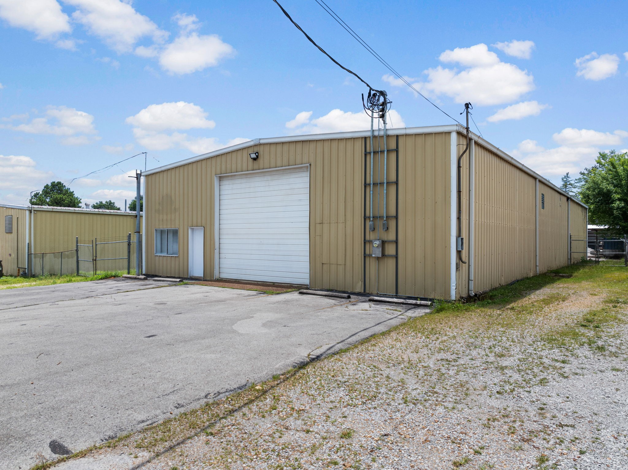 1107 Buffalo Road Property Photo 2
