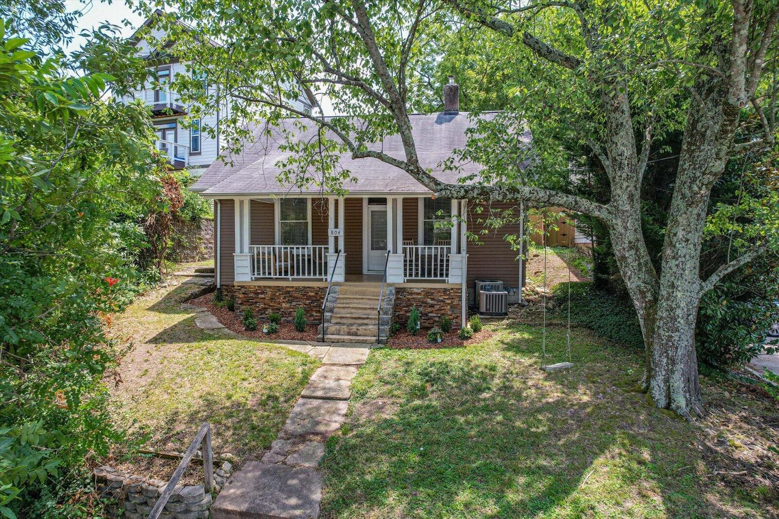 804 Dallas Road Property Photo 1