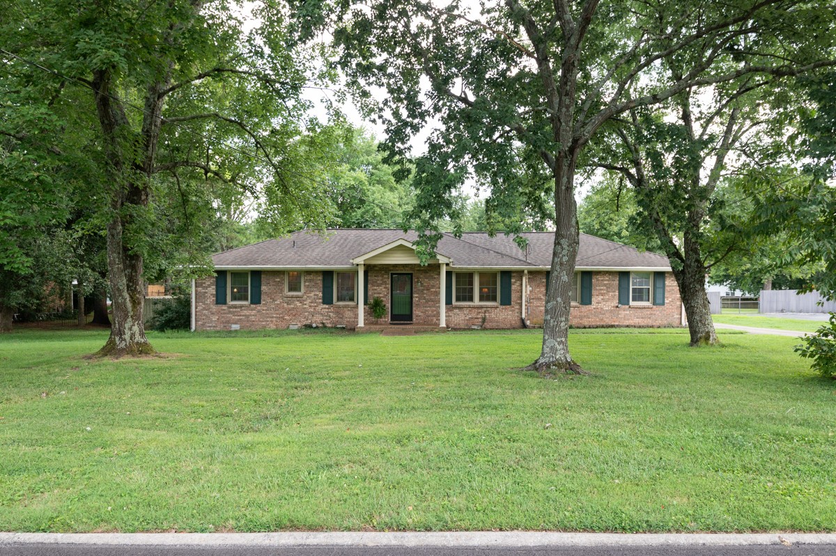 122 Eventide Dr Property Photo 1
