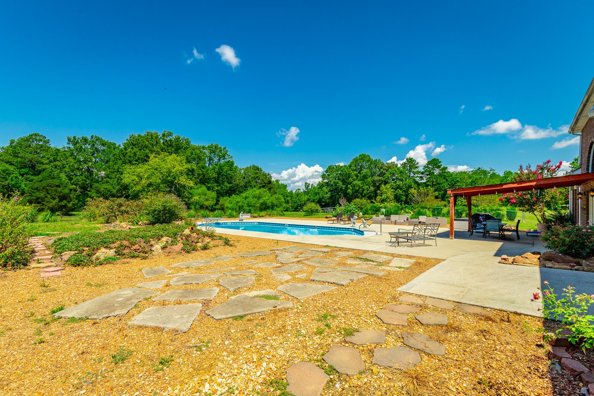 575 W Nickajack Road Property Photo 73