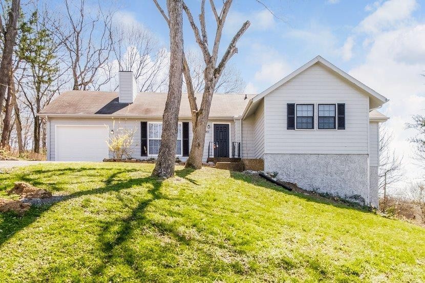 5001 Pebble Creek Dr Property Photo 1
