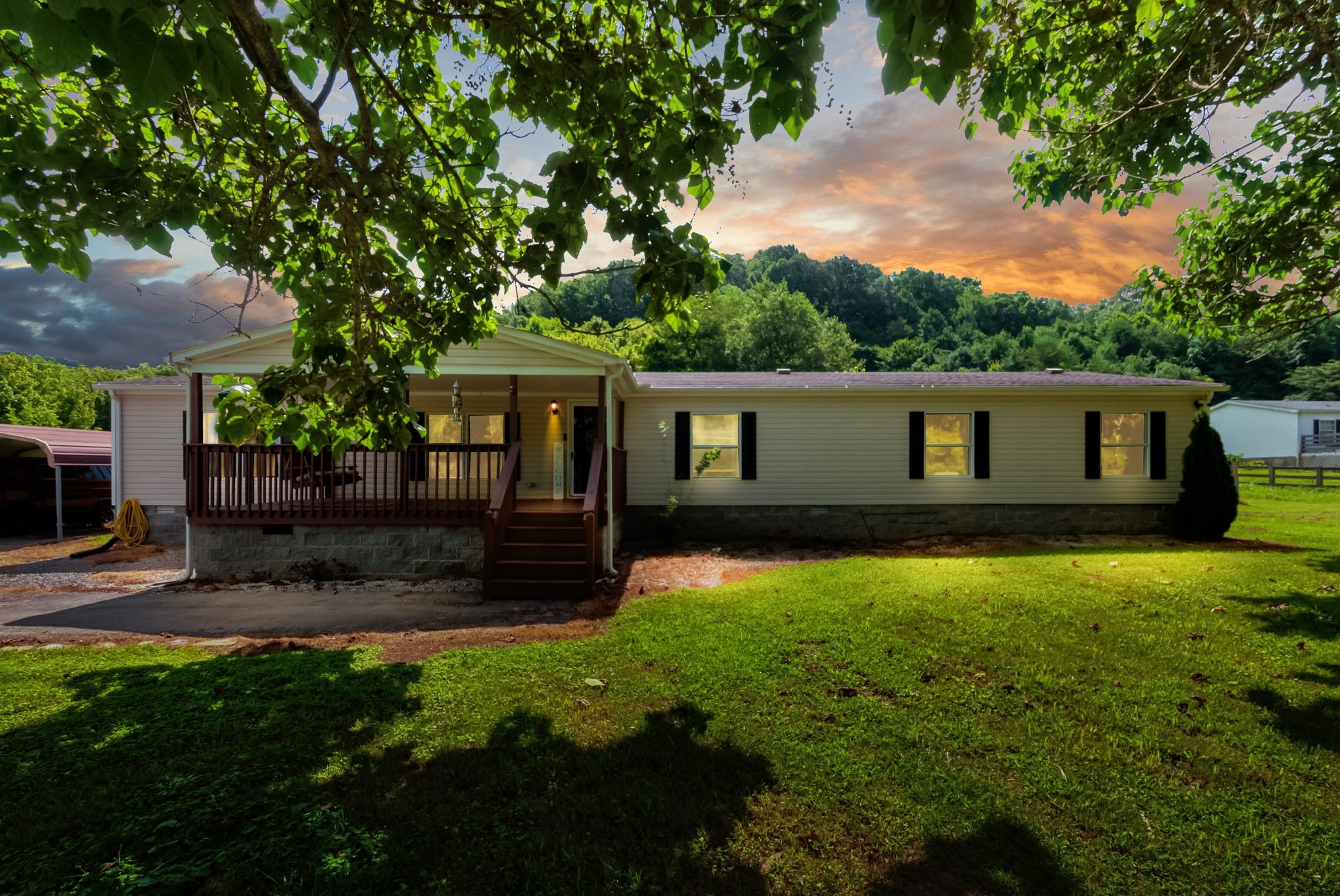 8635 King Hollow Rd Property Photo 1