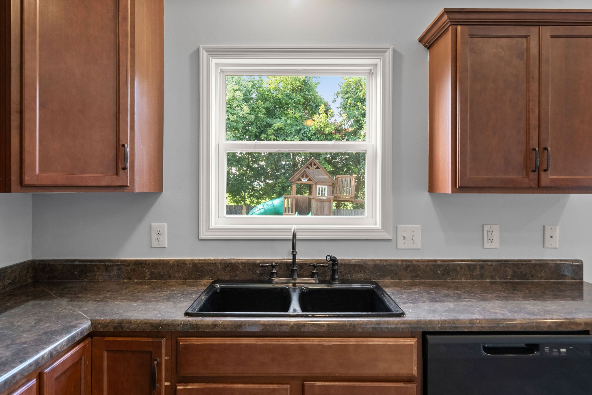1888 Apache Way Property Photo 11
