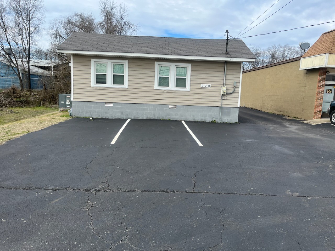220 Madison Station Blvd Property Photo 1