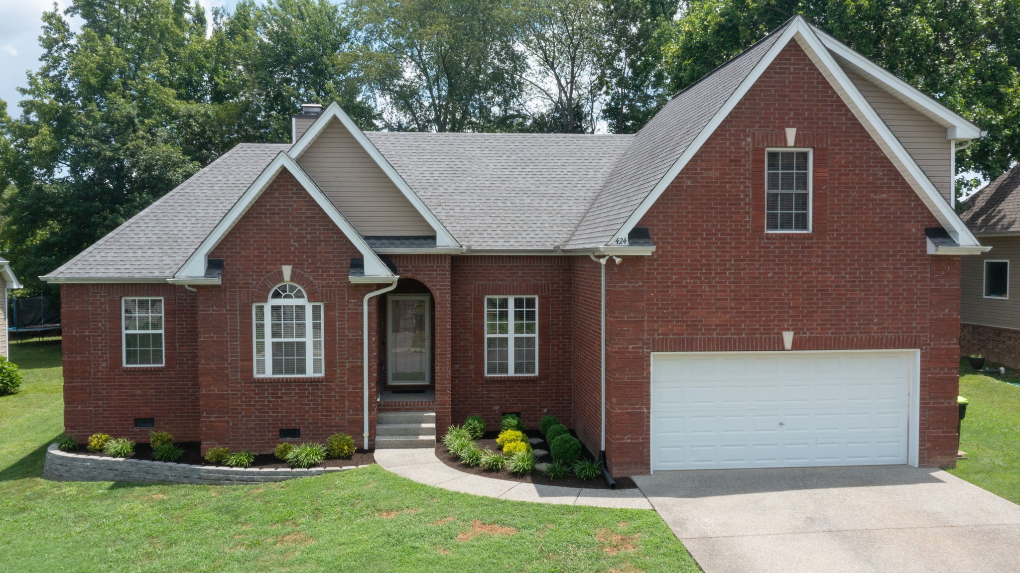 424 Foster Dr Property Photo 2