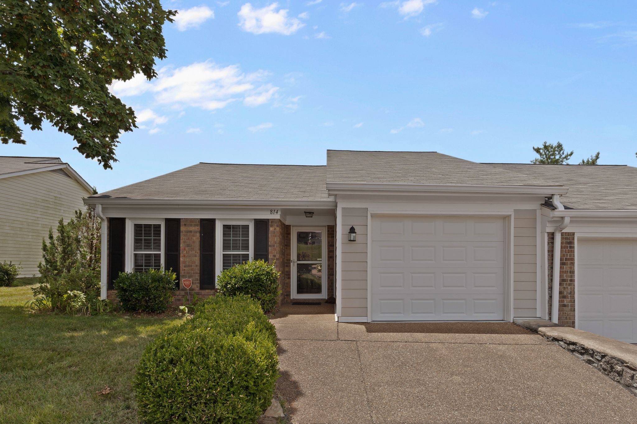 814 Marquette Drive Property Photo 1