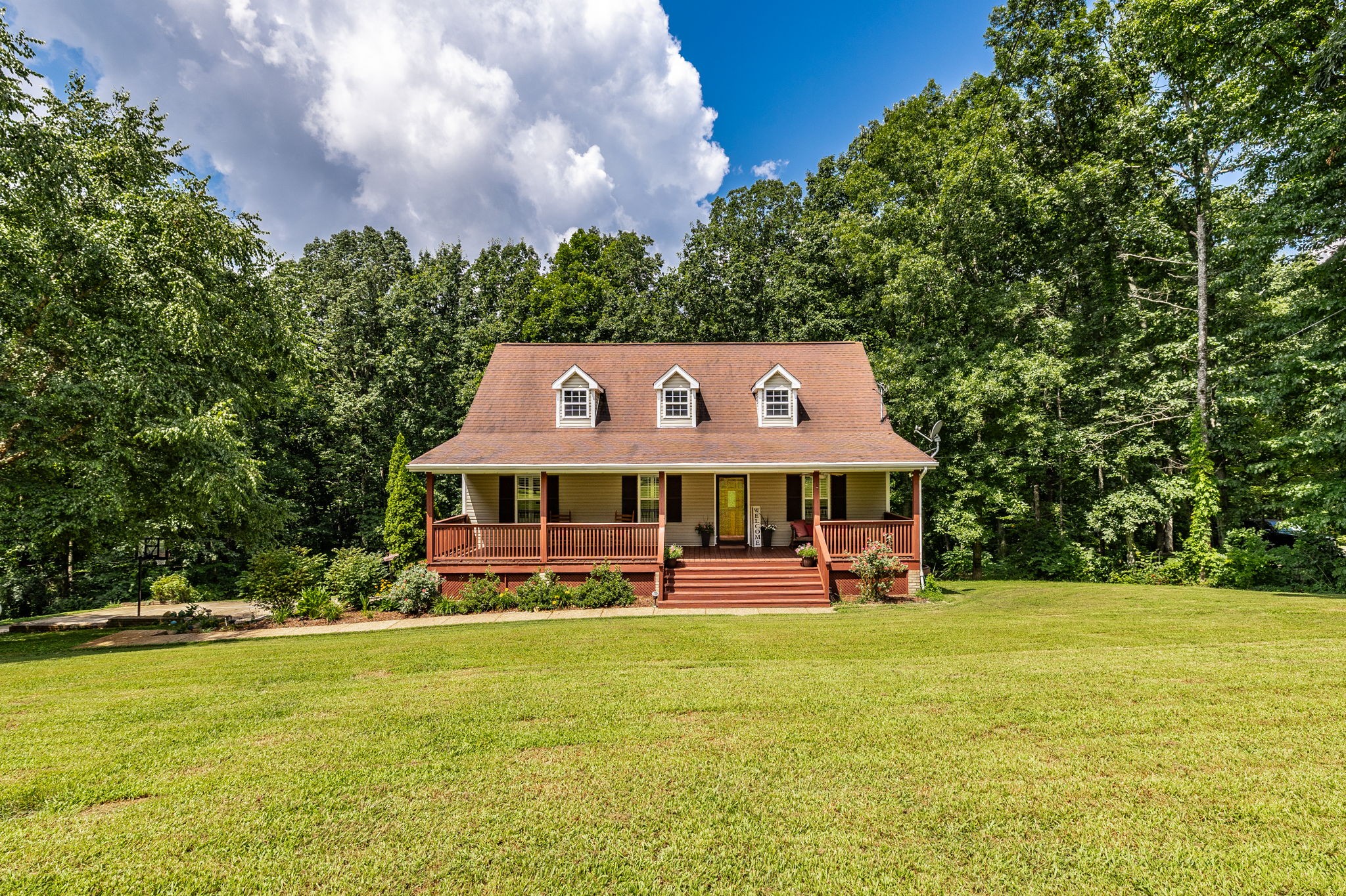 1358 Old Charlotte Pike Property Photo 1