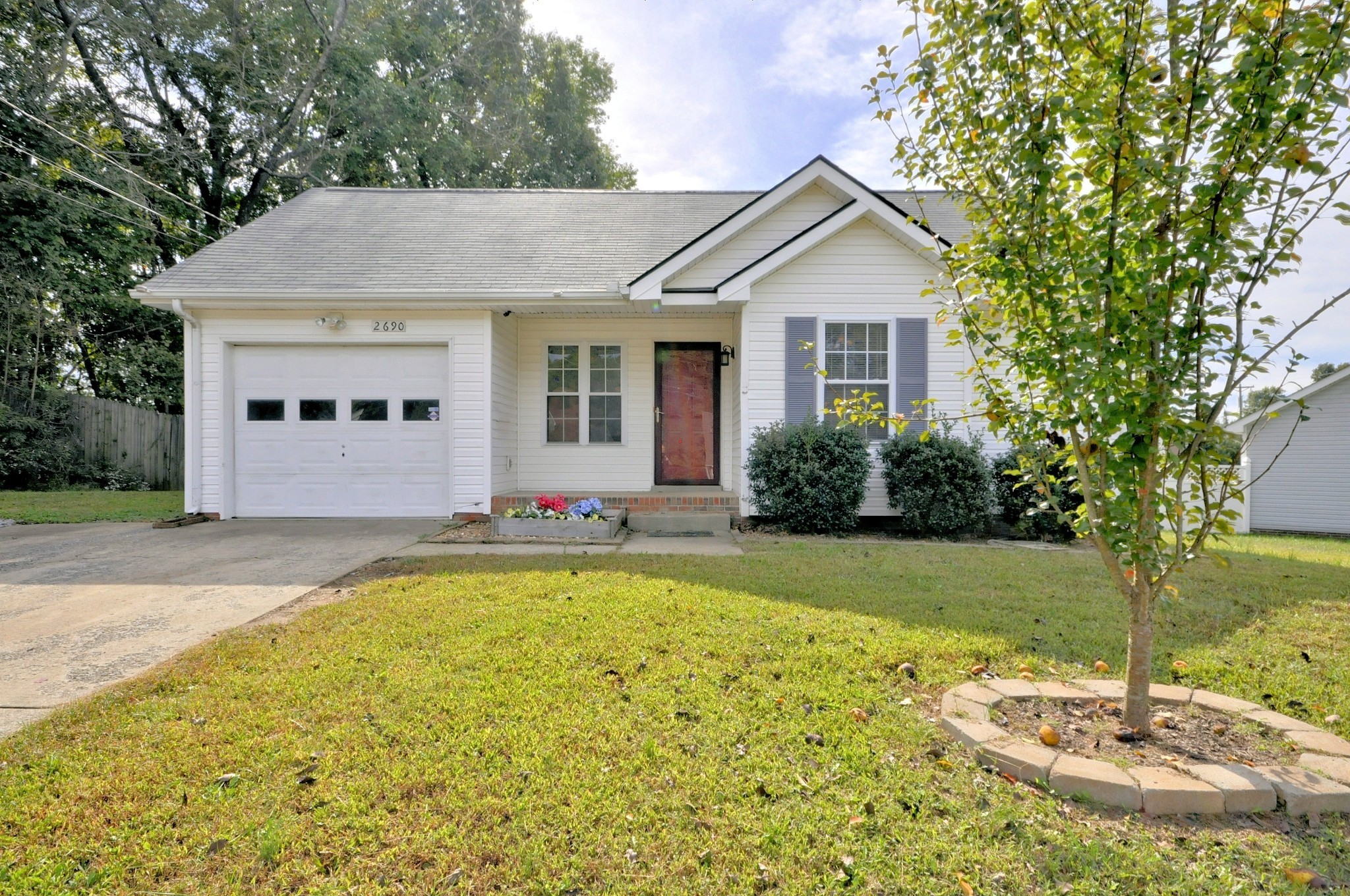 2690 Elkmont Dr Property Photo 1
