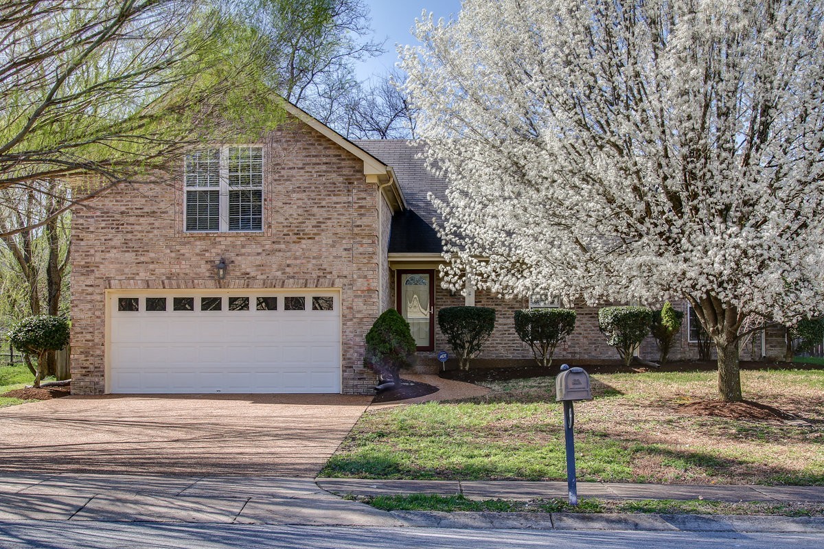 1031 Margaret Drive Property Photo 1