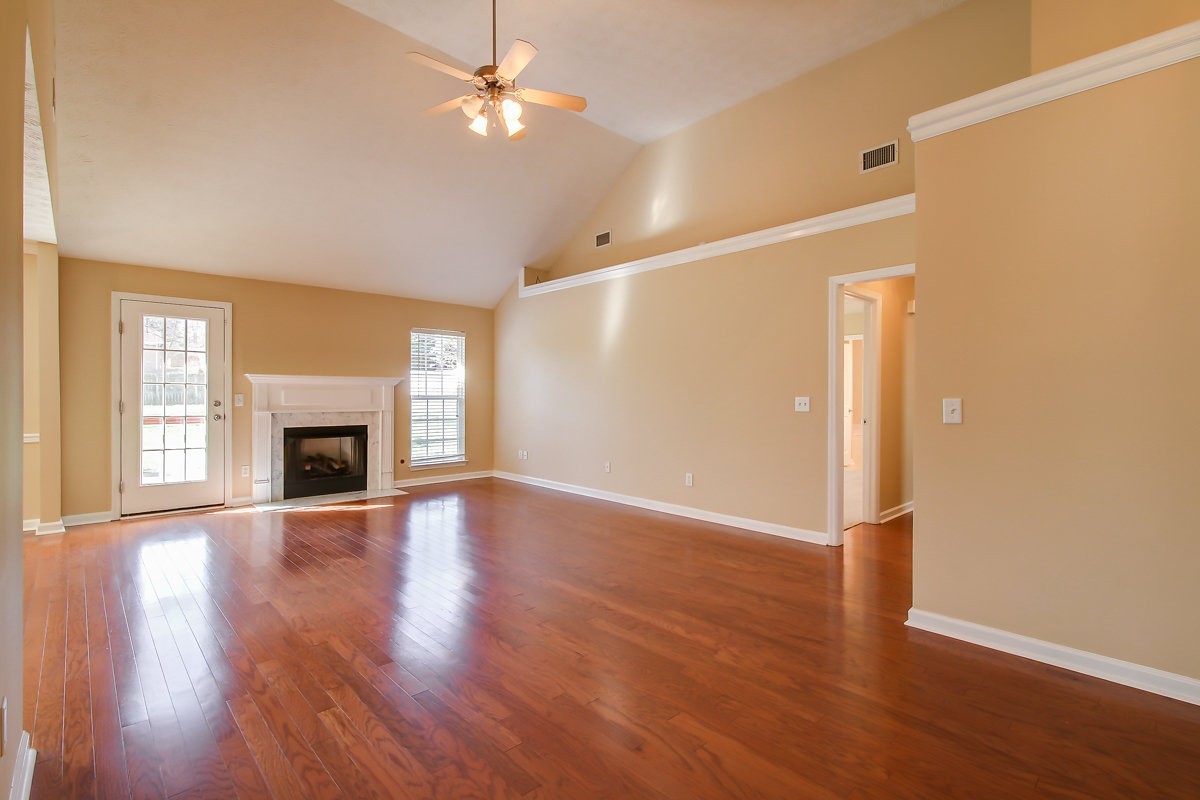 1031 Margaret Drive Property Photo 8