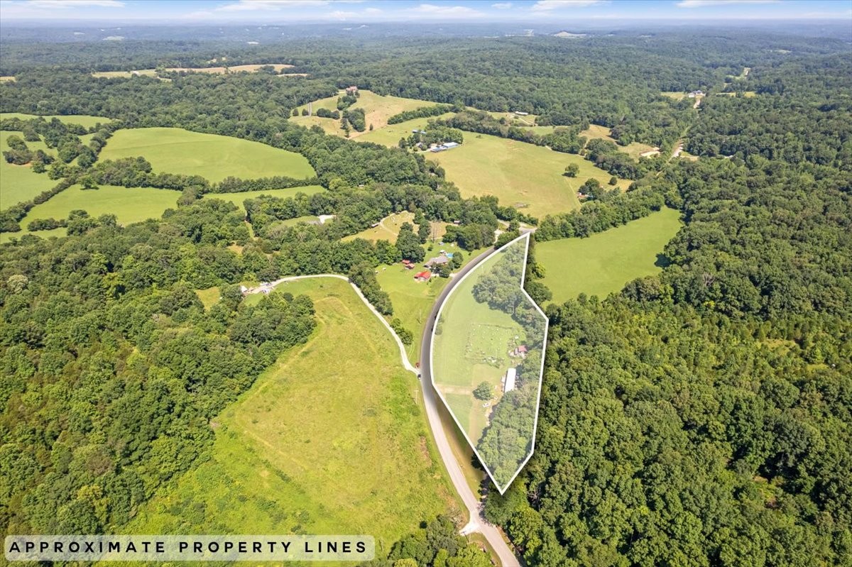 2258 Hollis Crossing Rd Property Photo 1