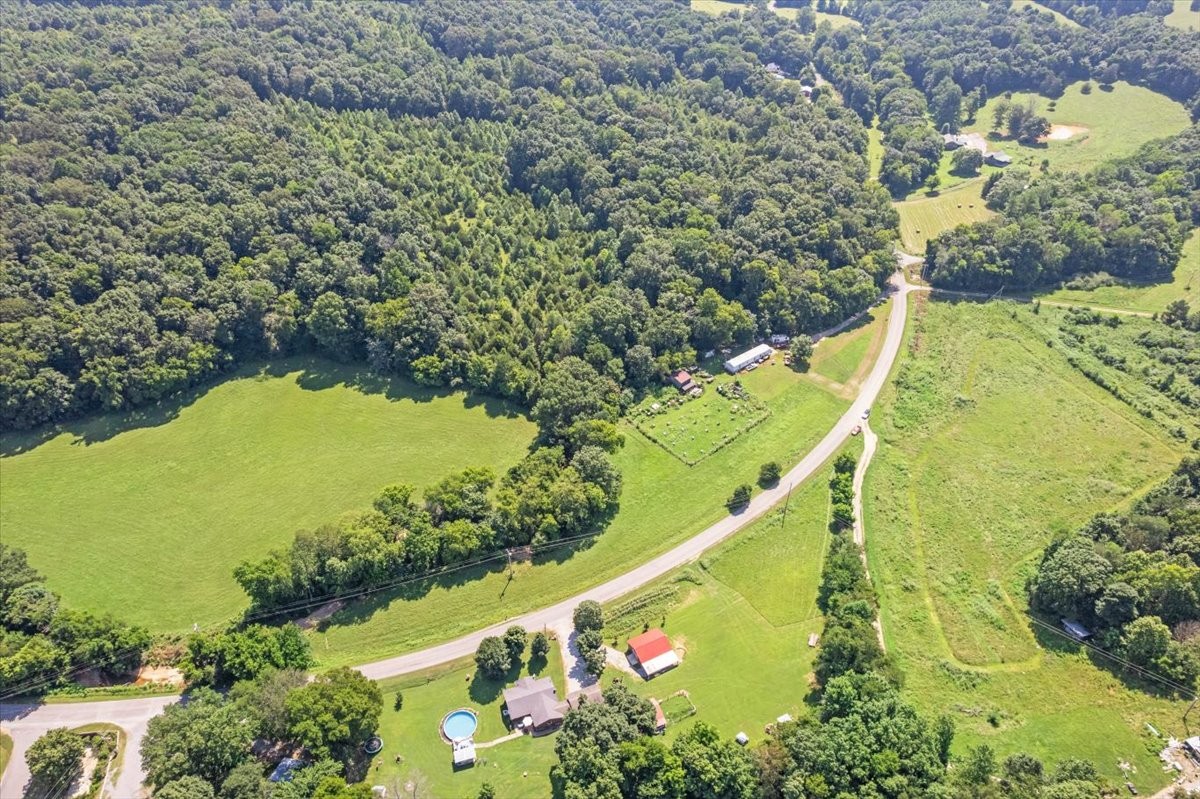 2258 Hollis Crossing Rd Property Photo 10