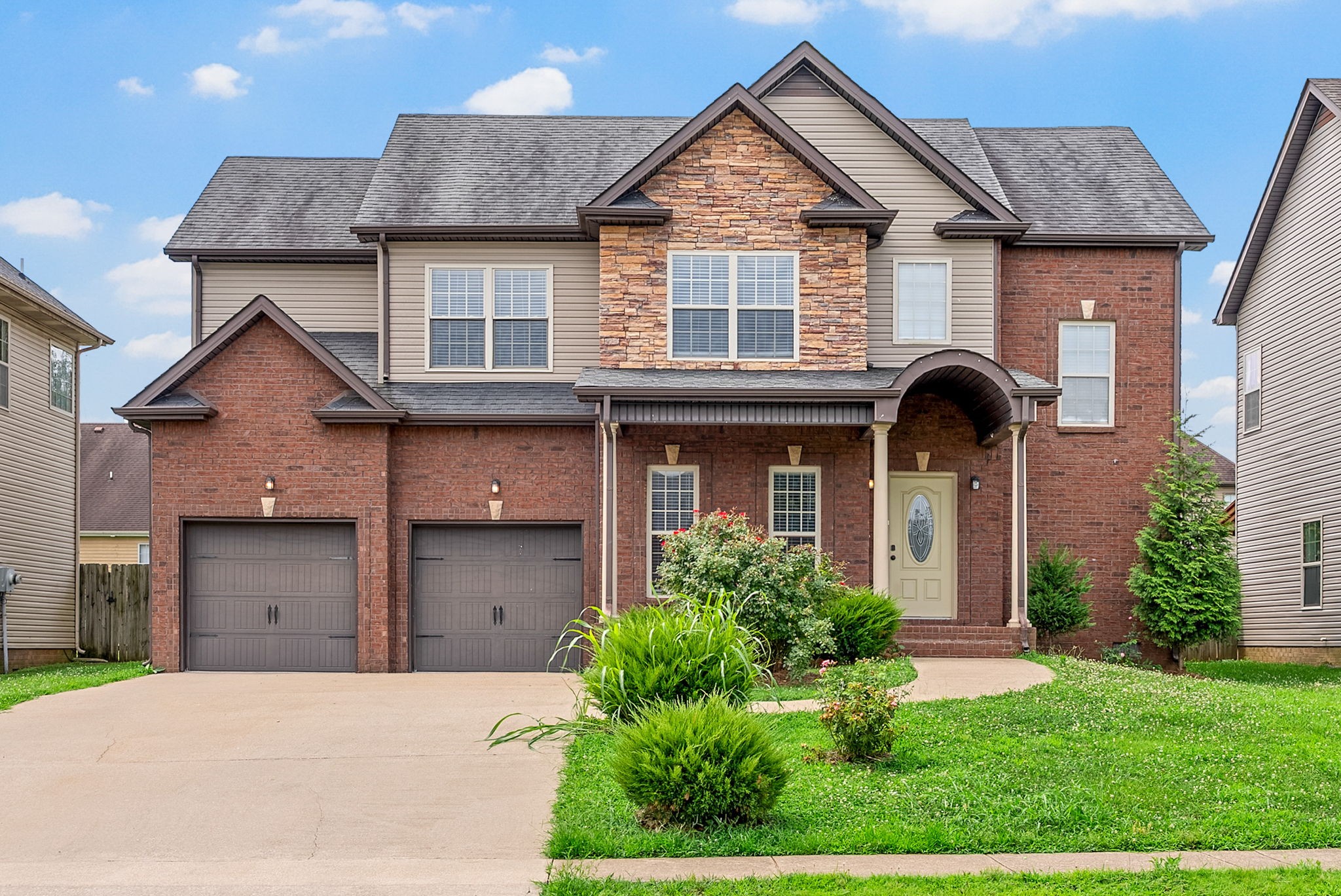 1809 Apache Way Property Photo 1