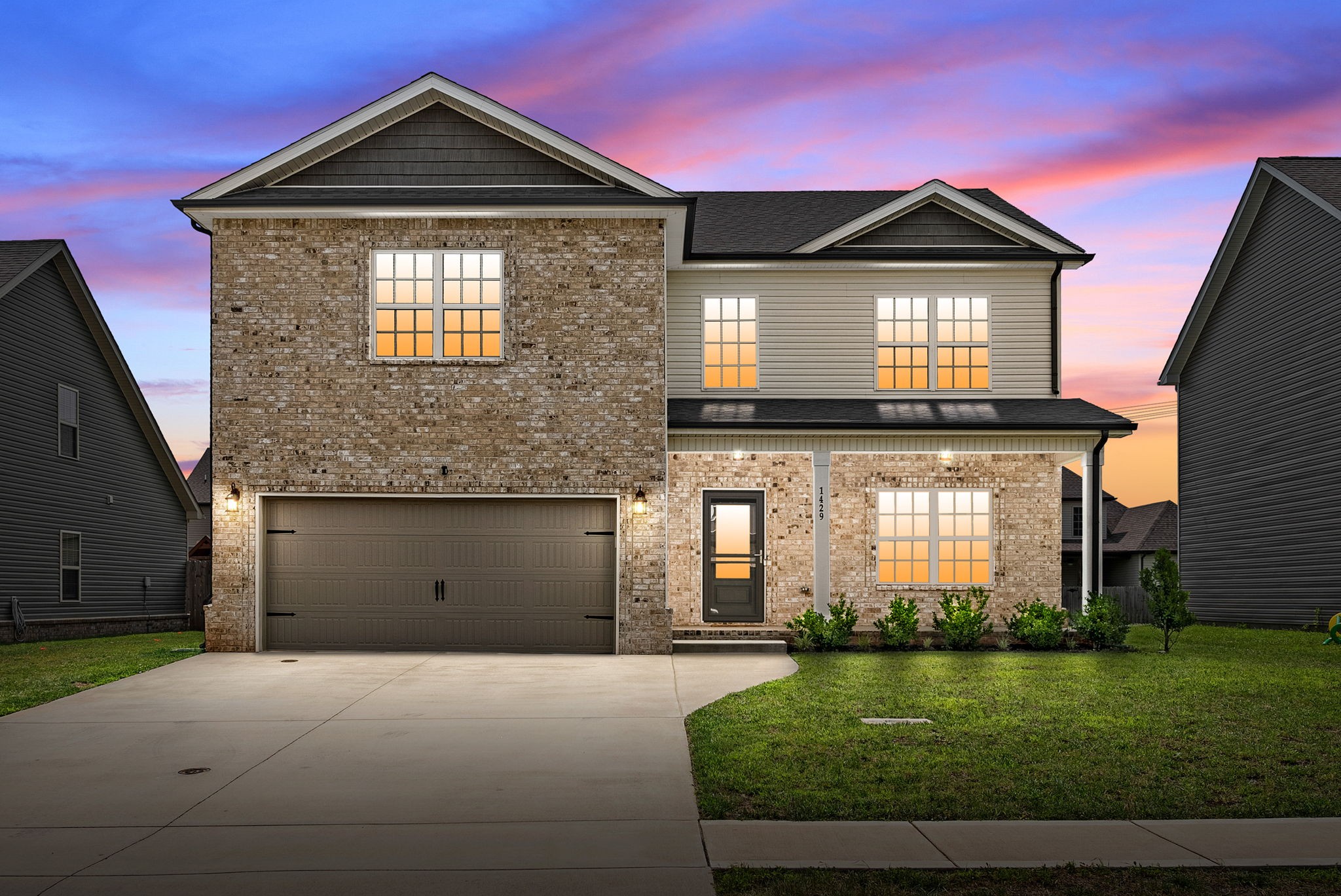 1429 Kingbird Dr Property Photo 1