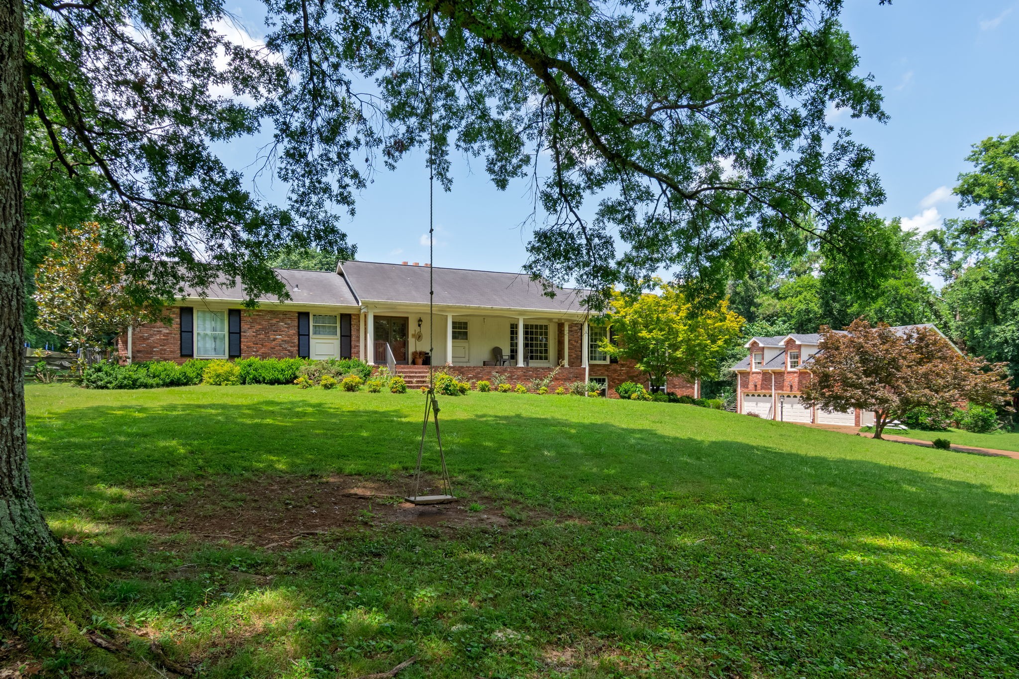 1740 Hudson Rd Property Photo 4