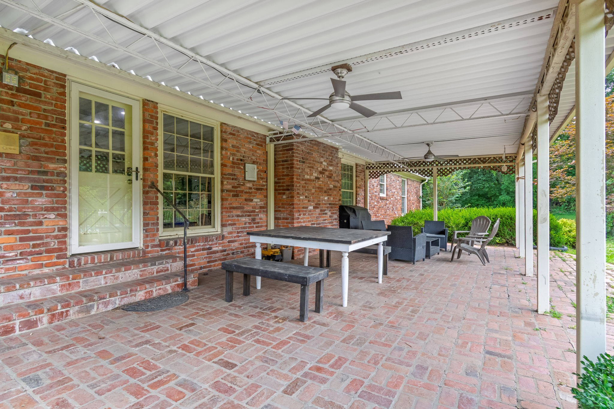 1740 Hudson Rd Property Photo 43