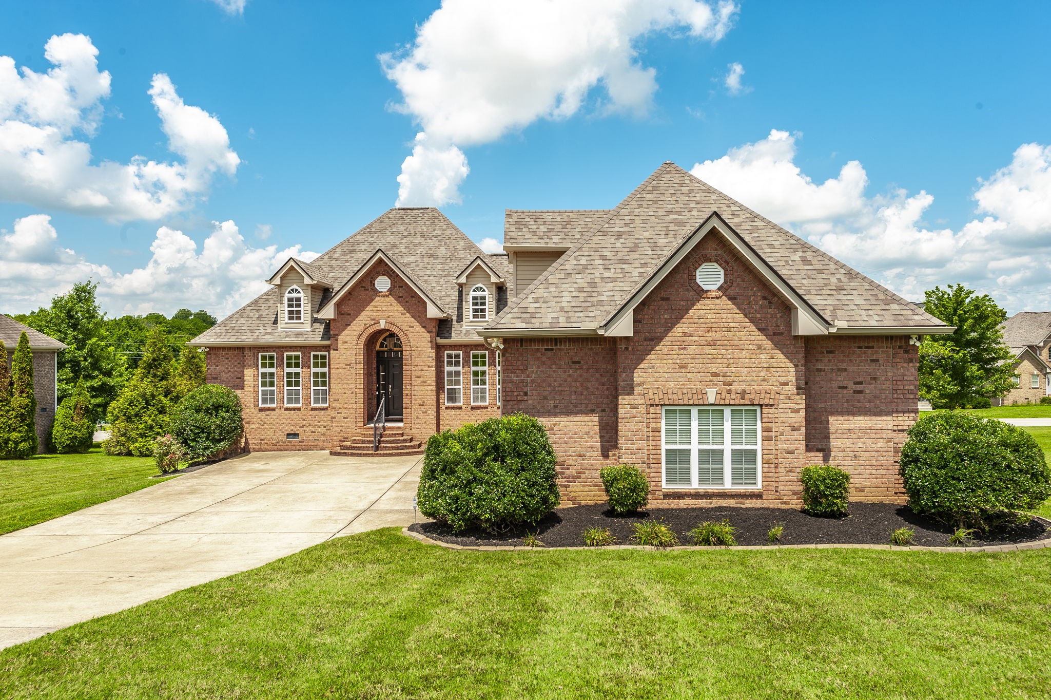 1818 Shagbark Way Property Photo 1