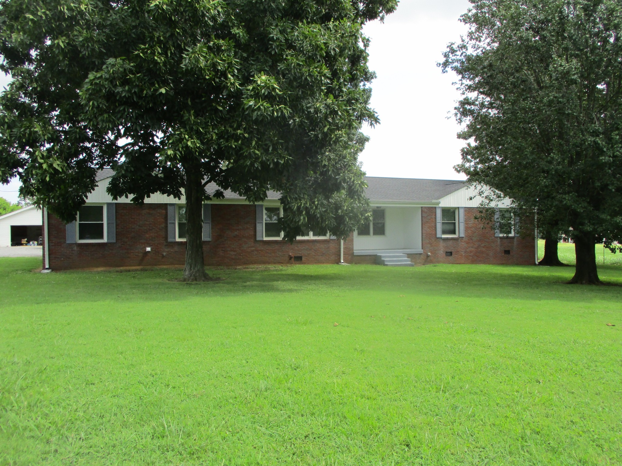 667 Eastover Rd Property Photo 1