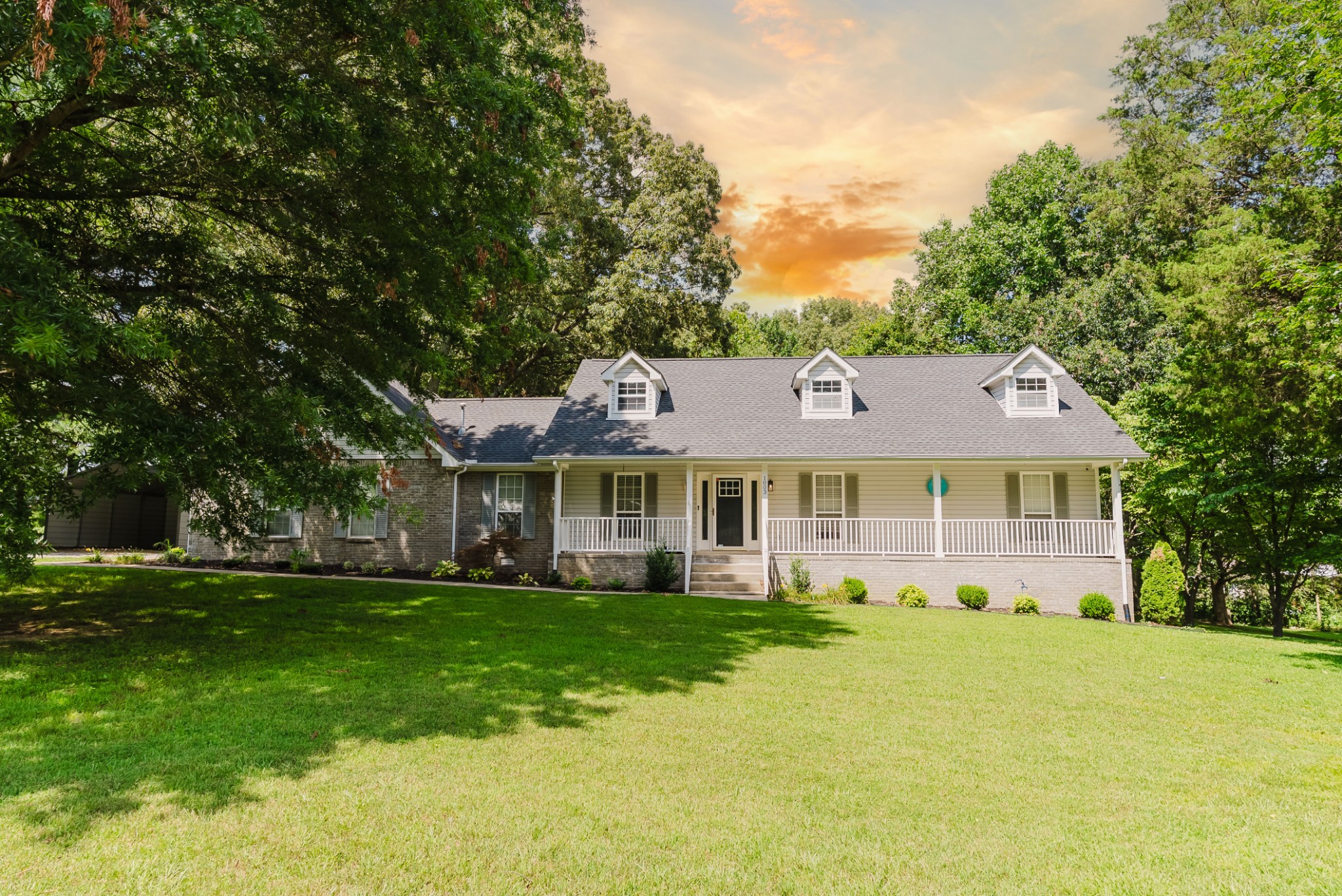1003 Windmere Ln Property Photo 1