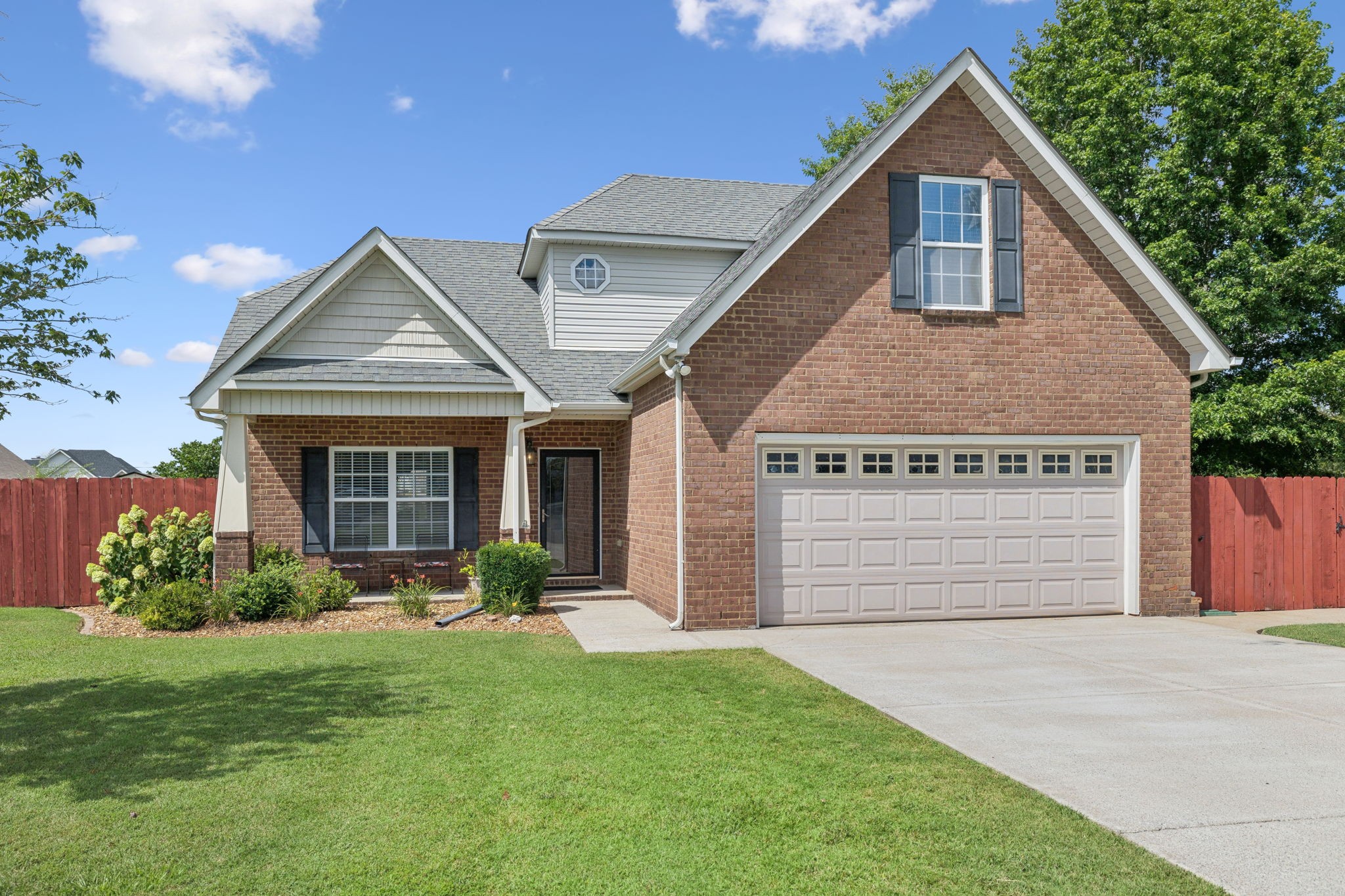 118 Nick Price Dr Property Photo 1