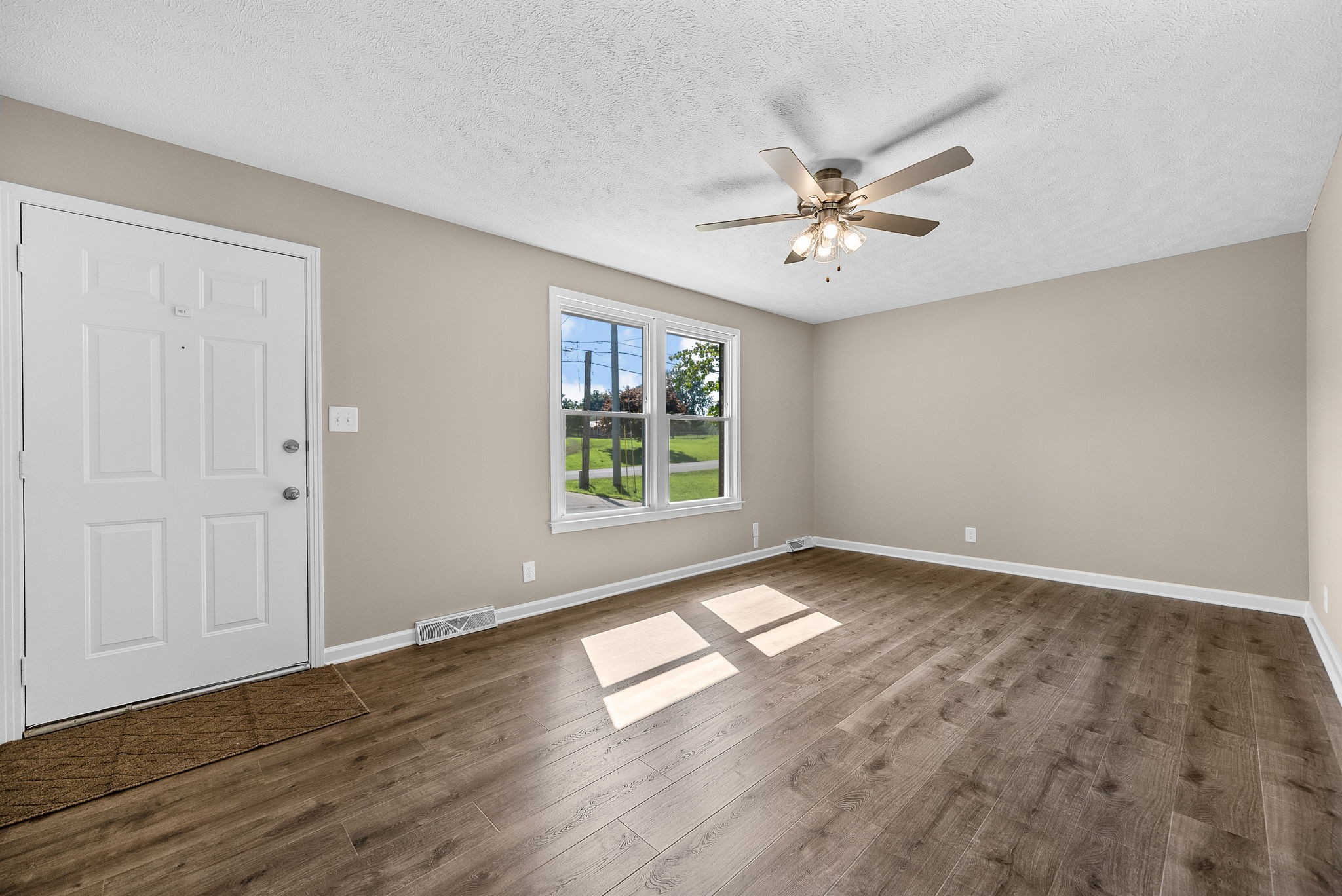 504 Overton Dr Property Photo 11