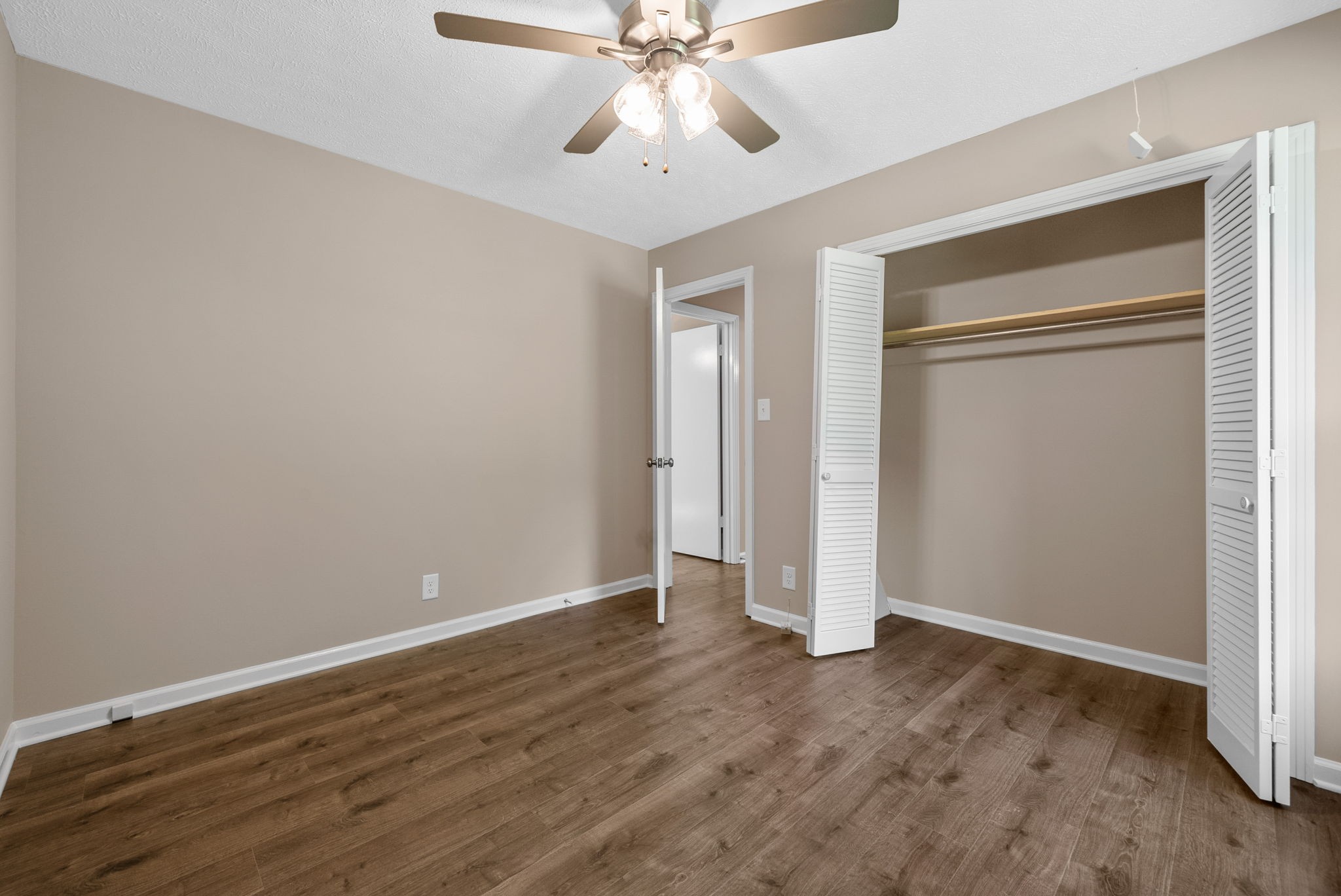 504 Overton Dr Property Photo 25