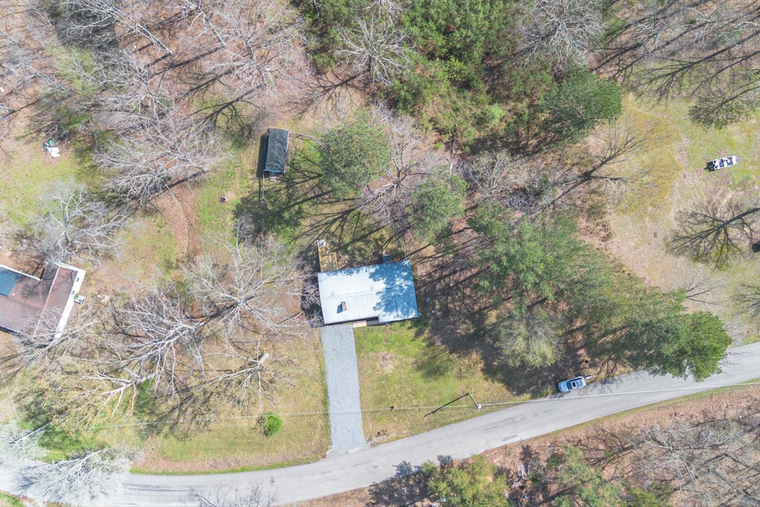 2540 Grays Bend Rd Property Photo 19