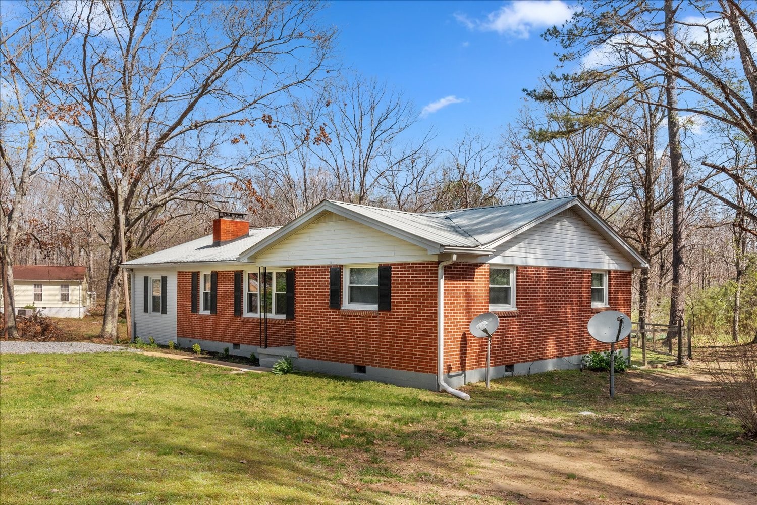 2540 Grays Bend Rd Property Photo 20