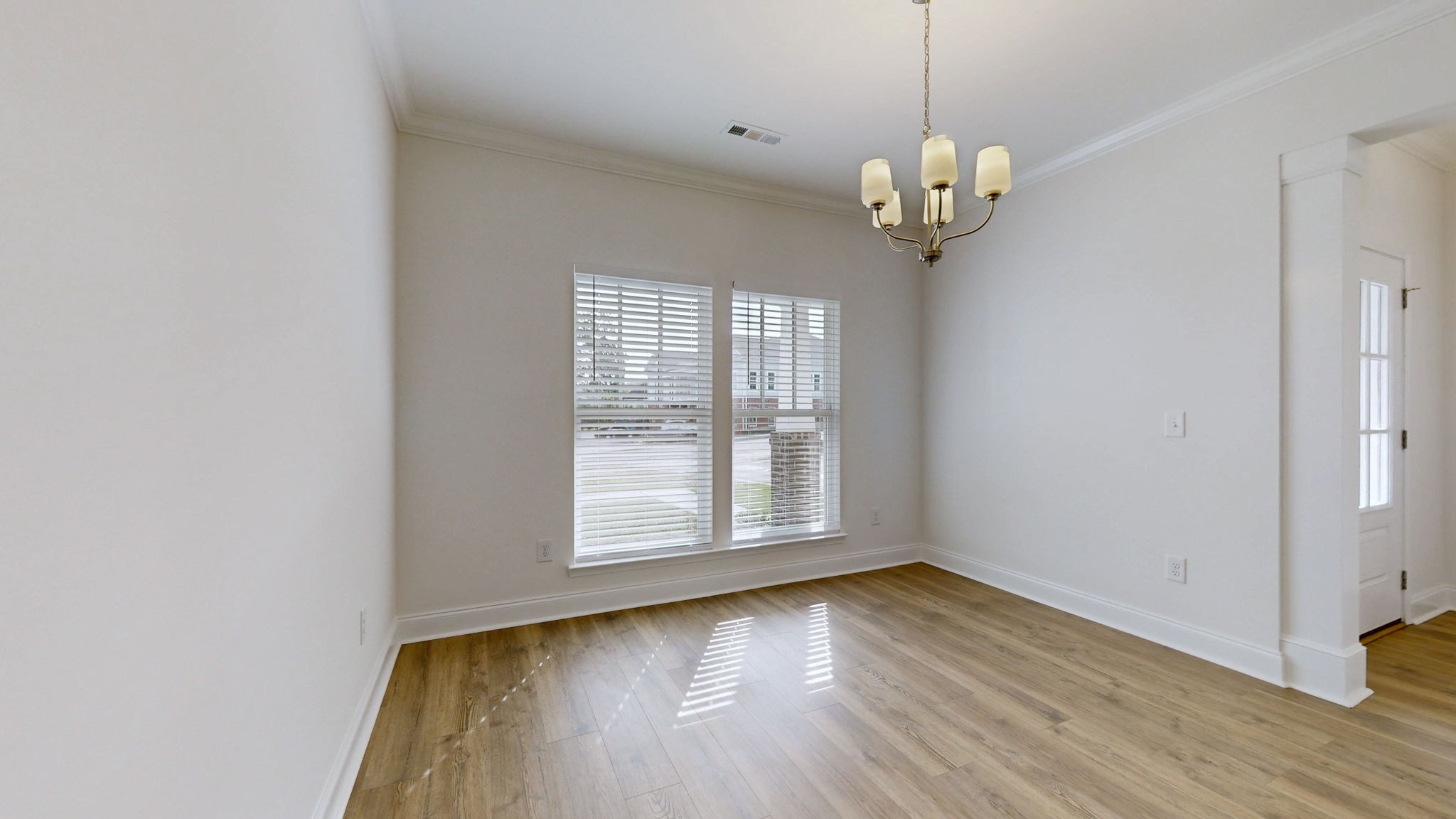 400 Penfold Alley Property Photo 6