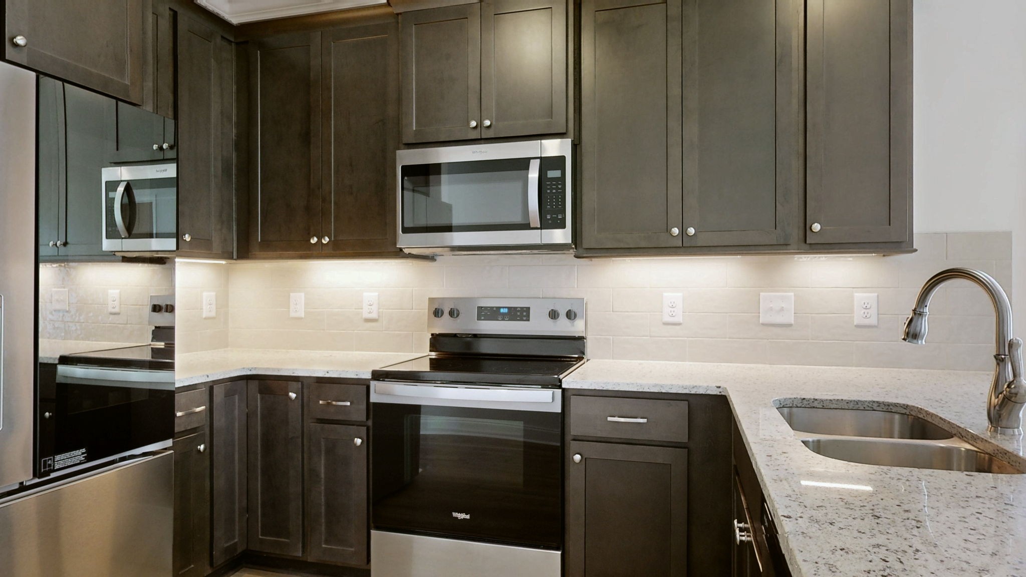 400 Penfold Alley Property Photo 7