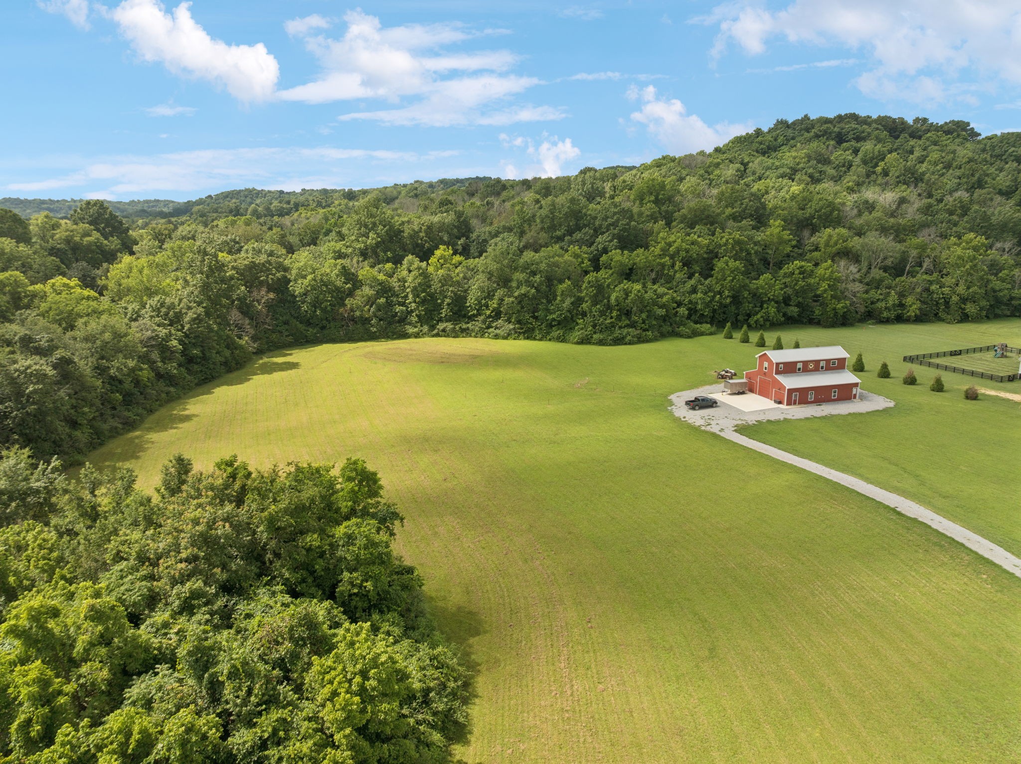 4215 Hampshire Pike Property Photo 1