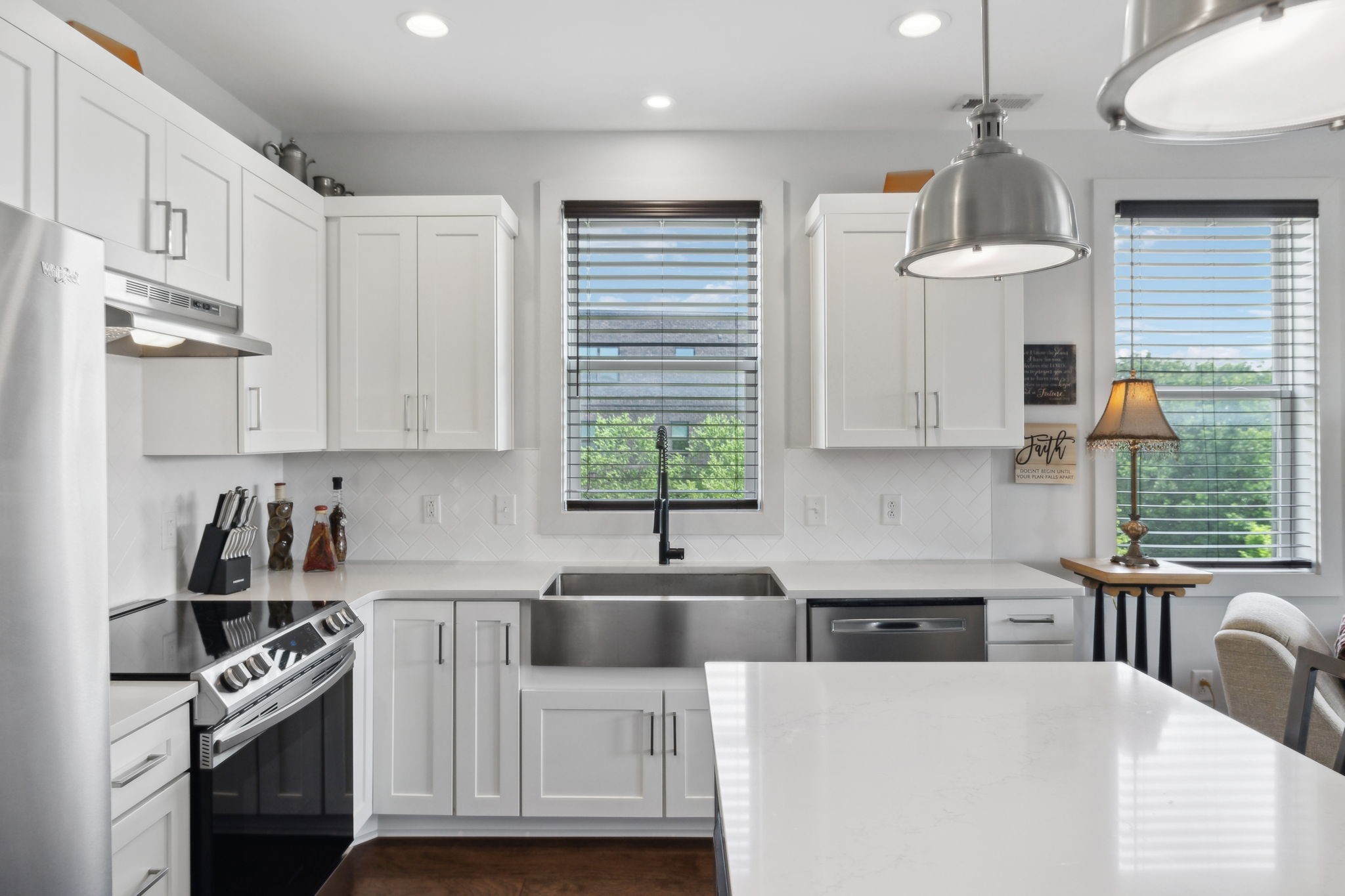 736 Inspiration Blvd Property Photo 4