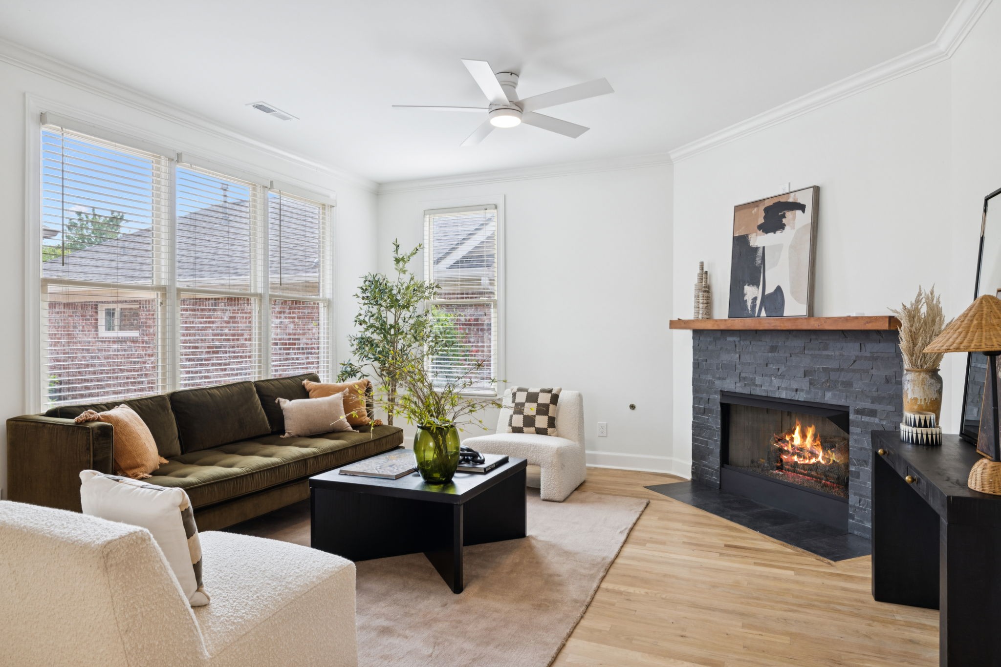 1802 Thorn Brook Ln Property Photo 15