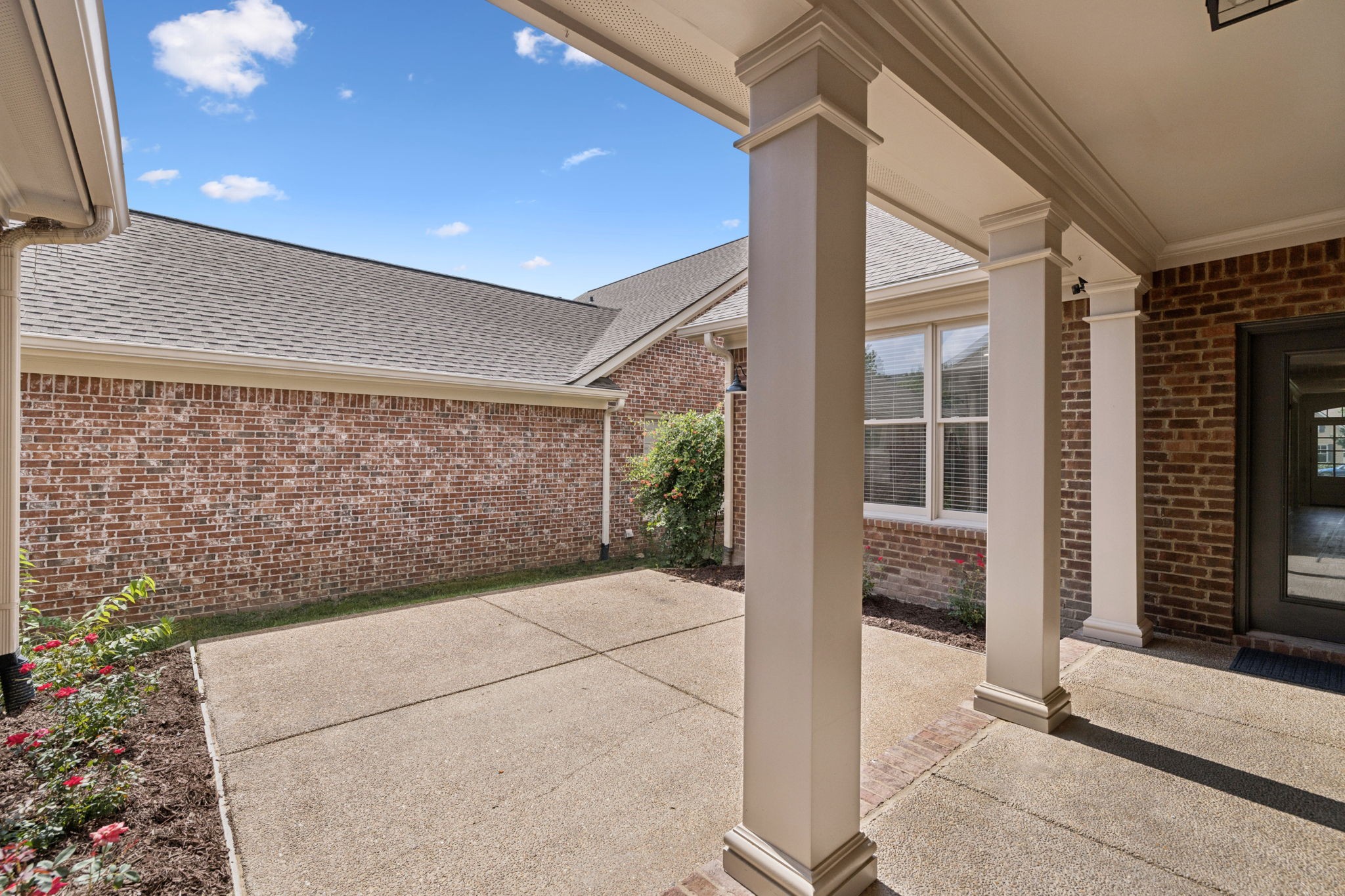 1802 Thorn Brook Ln Property Photo 80