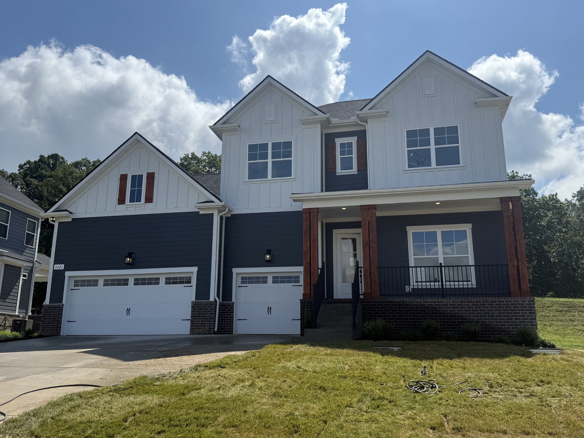 7221 Richvale Drive, S Property Photo 1