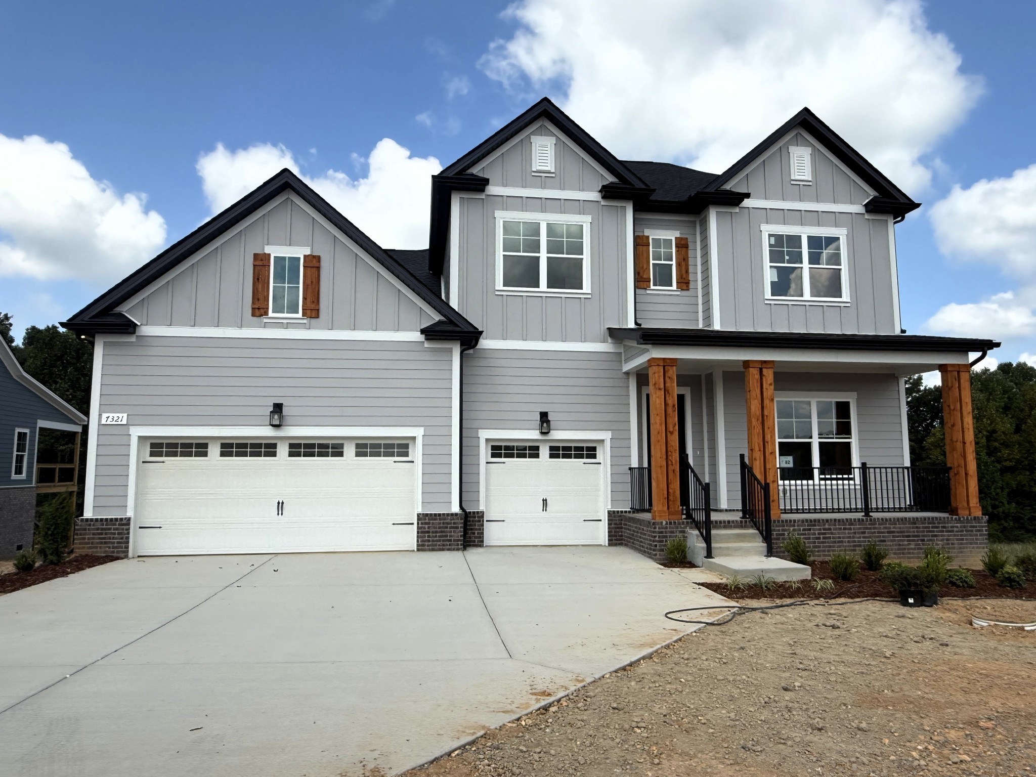 7321 Dutch River Circle, E Property Photo 1