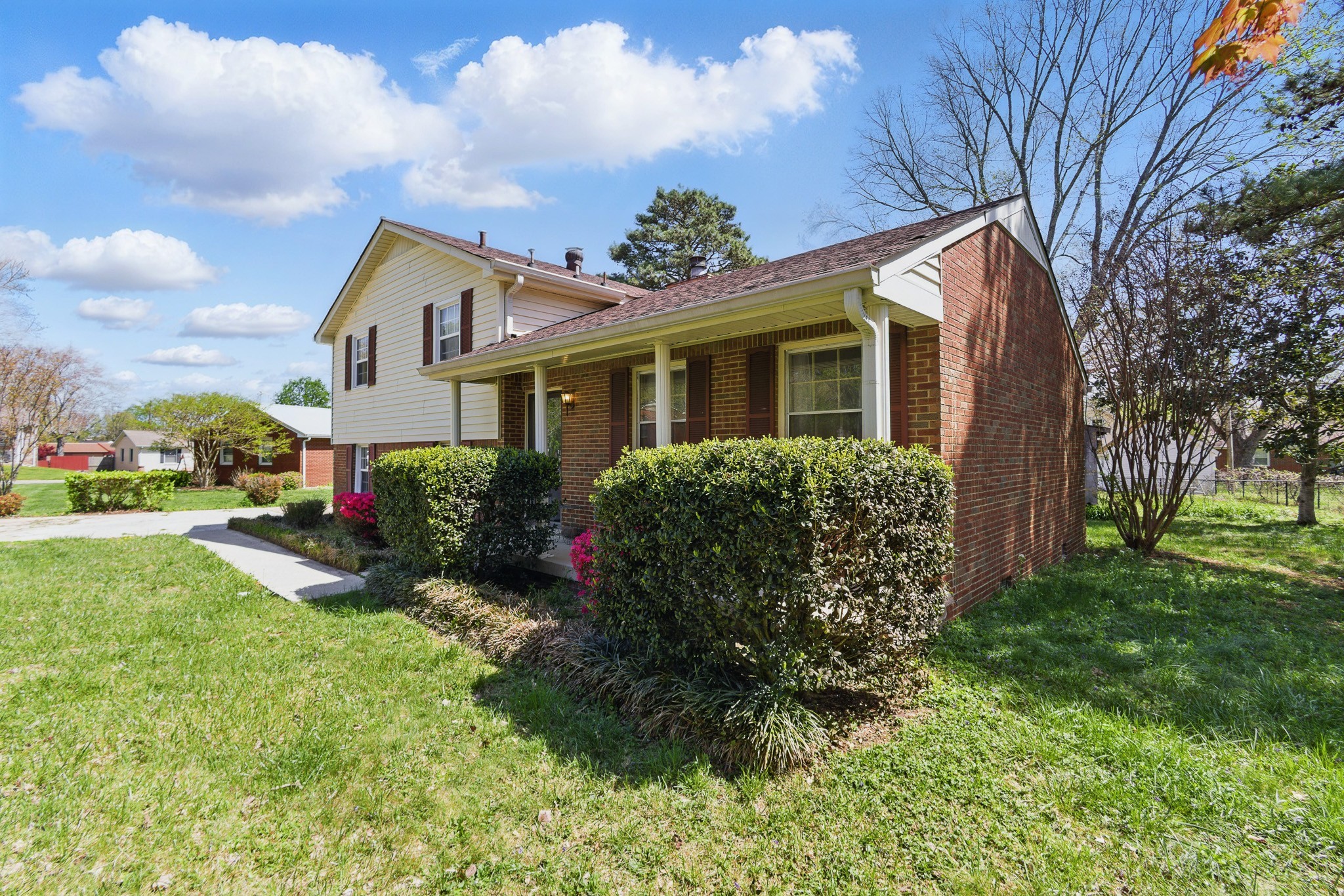 103 Noblitt Ct Property Photo 1