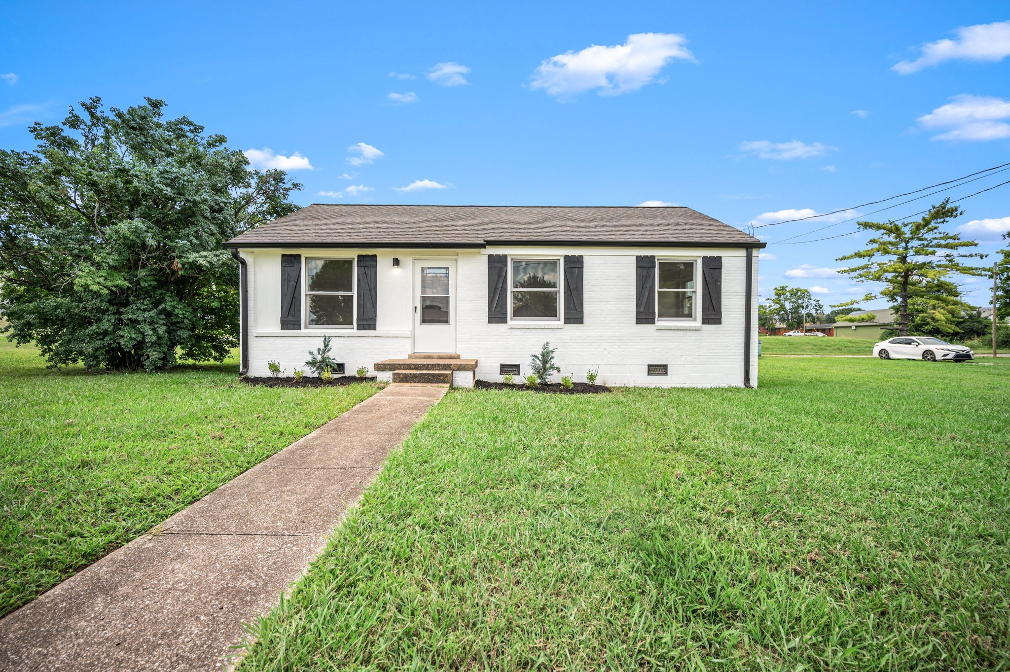 623 Glover St Property Photo