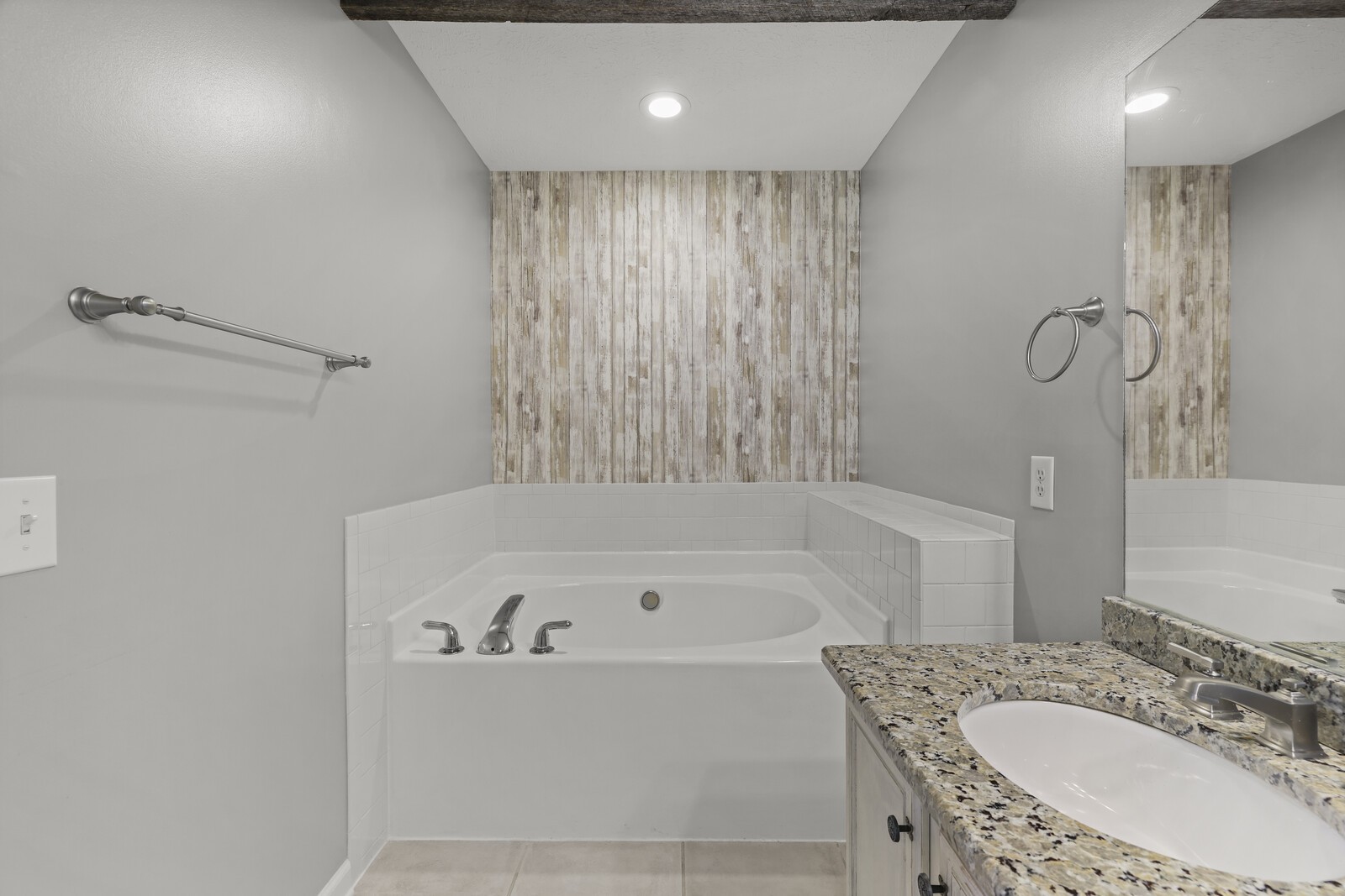 2638 English Hill Dr Property Photo 19